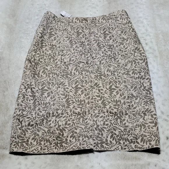 Christopher & Banks Beige Leaf Print Denim Pencil Skirt Size 8 & 4 New With Tags - Picture 3 of 3